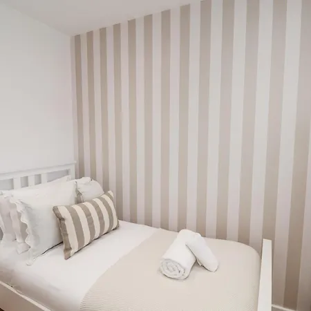 Holiday home Pearl Stone House *