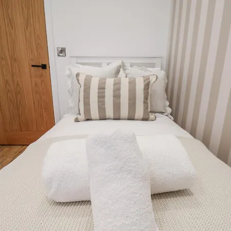 Pearl Stone House 惠特比